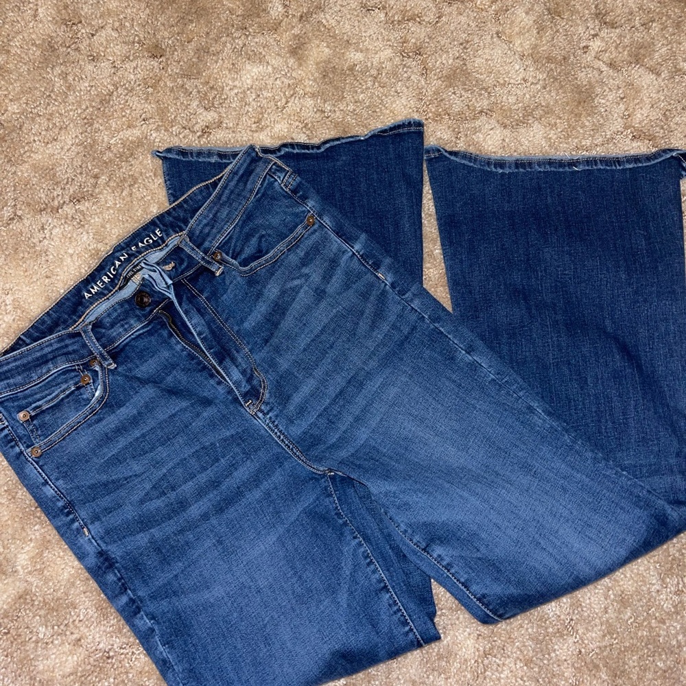 Split Flare American Eagle Jeans